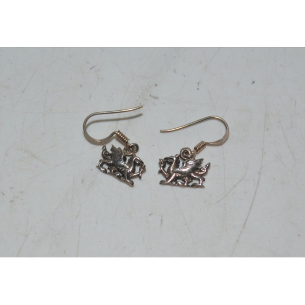 Vintage 1980s 3D Flying Dragon Earrings – Sterling Silver 925 – Dangle Hook